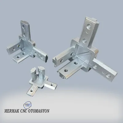 30X30 K8 3 Köşe Bağlantı Elemanı